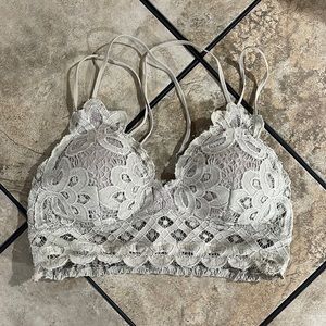 Gently worn like new Lizard Thicket tan bralette